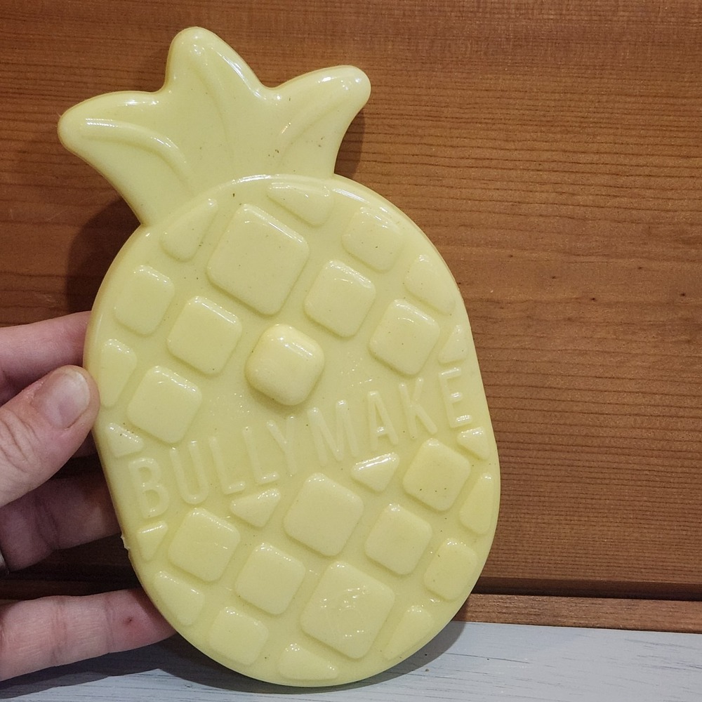 Brand New Pineapple Tough Nylon Dog Chew Toy by Bullymake‎ Yellow 6" USA